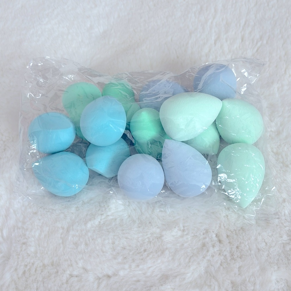 15 count beauty makeup sponges